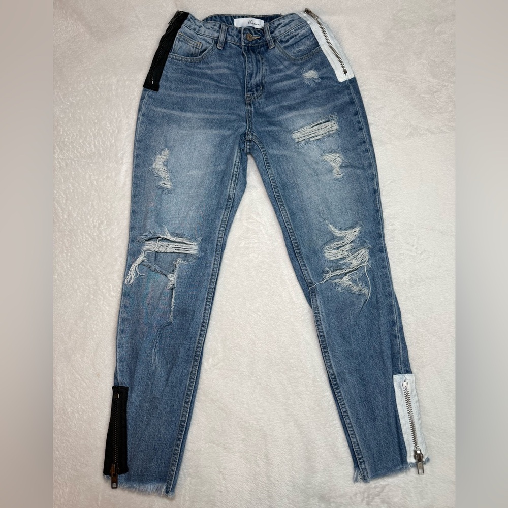 Kancan distressed mom jeans with zipper detail